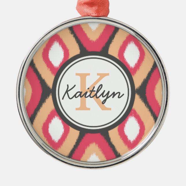 Monogram Ikat Diamonds Pattern Pink Grau Ornament Aus Metall (Vorne)