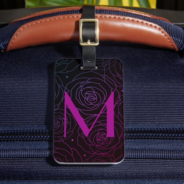 Monogram Initial Dunkle Florale Rose Magenta Lila Gepäckanhänger (Vorderseite Insitu 2)