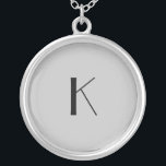 Monogram Initial Elegant Minimalistisch Gray Black Versilberte Kette<br><div class="desc">Ein Geschenk für sie. Eine mit Monogramm erste Kette,  die elegant in ihrer Einfachheit ist. Silber oder Silberplatte,  Grau und Schwarz. Ändern Sie die Initialisierung,  um für Ihren Empfänger zu personalisieren.</div>