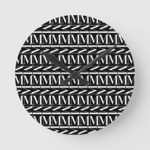 Monogram Initial Letter M, Choose Background Color Runde Wanduhr