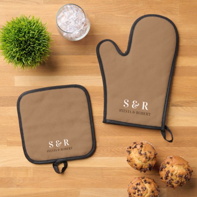 Monogram Initials Couple Name Braun Ofenhandschuh & Topflappen-Set (Oben Unten)