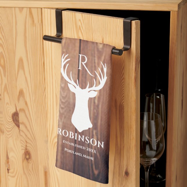 Monogram Lake Rustic Deer Antler Wood Geschirrtuch (Drittel gefaltet)