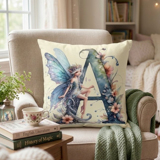 Monogram Letter A Fairy Kissen (Von Creator hochgeladen)