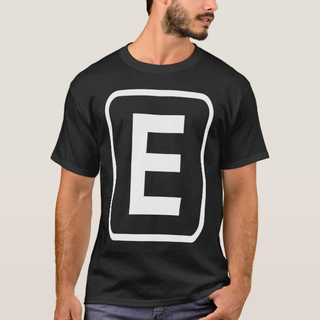 Monogram Letter E Initial Alphabet Mit Monogramm W T-Shirt (Vorderseite)