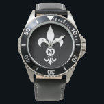 Monogram-Lilie Modernes Einfaches Schwarzweiß Armbanduhr<br><div class="desc">Lilie Monogram Men's Water Resistant Watch - Stainless Steel and Leather - Personalisieren Sie Ihre erste oder löschen Sie, wenn gewünscht. Die Fleur-de-lis oder Flour-de-lys ist eine stilisierte Lilie, Iris oder Lotus Blume und ein traditionelles Symbol des Königtums. Stilvolles Schwarz-Weiß modernes Design mit personalisiertem Initial ist raffiniert, elegant und elegant....</div>