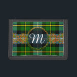 Monogram MacNeil Tartan Trifold Geldbörse<br><div class="desc">Einer der schottischen Tartans für den MacNeil Clan mit keltischer Knot Dekoration und Mit Monogramm Initial. Wenn Sie möchten,  dass ein anderer Tartan hier nicht angezeigt wird,  dann schreiben Sie mir bitte. Bitte geben Sie die STA-Referenznummer für das Tartan-Muster an,  das Sie nach Möglichkeit wünschen.</div>