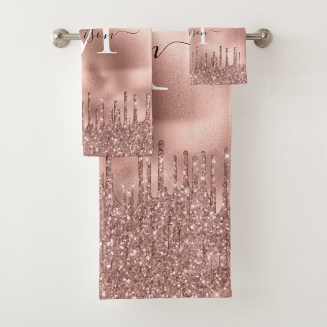Monogram Metallic Rose Gold Pink Dripping Glitzer Badhandtuch Set (Insitu)