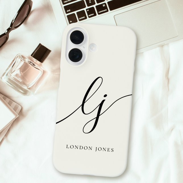 Monogram, Modern Calligraphy Script Ivory White iPhone 16 Hülle (Von Creator hochgeladen)