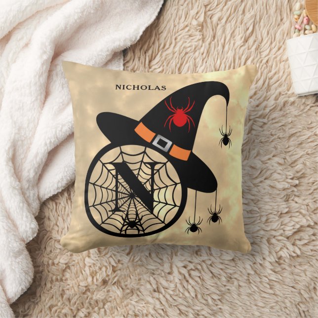 Monogram N Halloween Sky Witch Spiders Name Kissen (Decke)