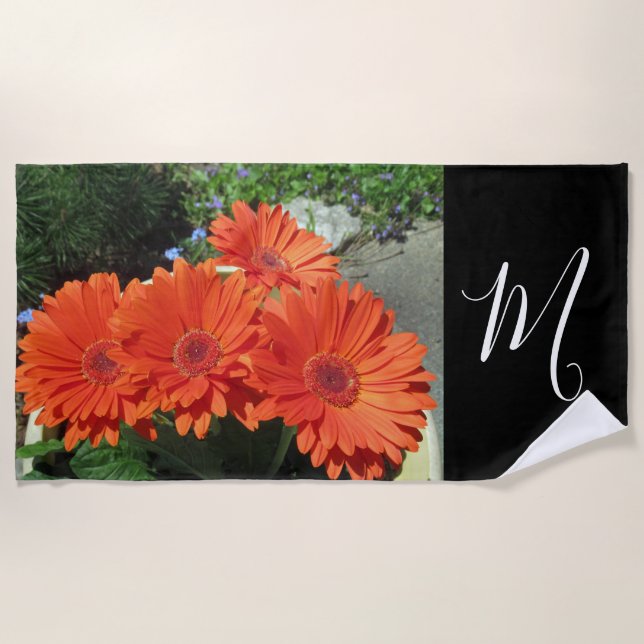 Monogram Orange Daisy Foto Strandtuch (Vorderseite)