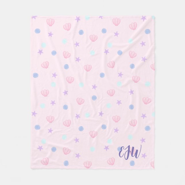 Monogram Pastel Seashells and Pearls in Pink Fleecedecke (Vorderseite)