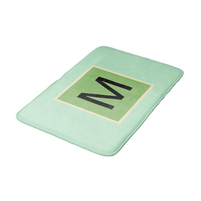 Monogram Pistachio Green Ice Cream Colors Badematte (Schrägansicht)