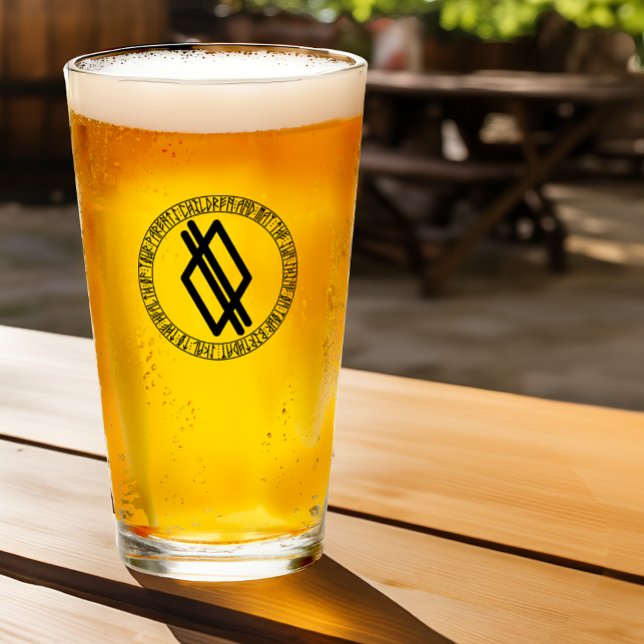 Monogram Q - Viking Style - Pint Glass Glas (Von Creator hochgeladen)