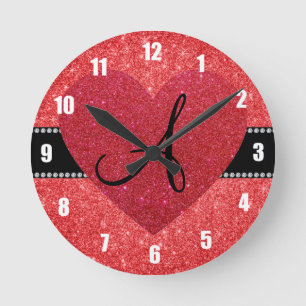 Monogram red glitter red heart runde wanduhr