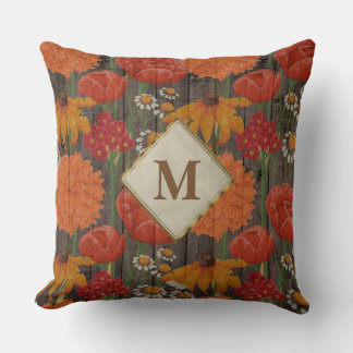 Monogram Red Orange Blume and Daisies Brown Wood Kissen