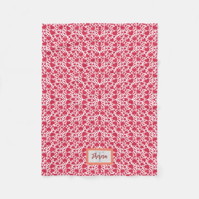 Monogram Red Valentine Herzmuster Fleecedecke (Vorderseite)