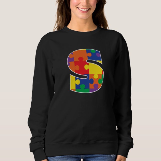 Monogram S in Multi Color Puzzle Pieces Sweatshirt (Vorderseite)