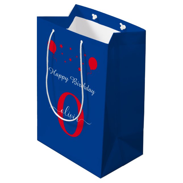 Monogram Script Happy Birthday Blue White Red Mittlere Geschenktüte (Rückseite Schrägansicht)
