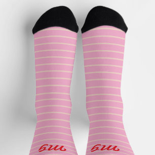 Monogram, süß-rosa Streifen Modernes, niedliches M Socken