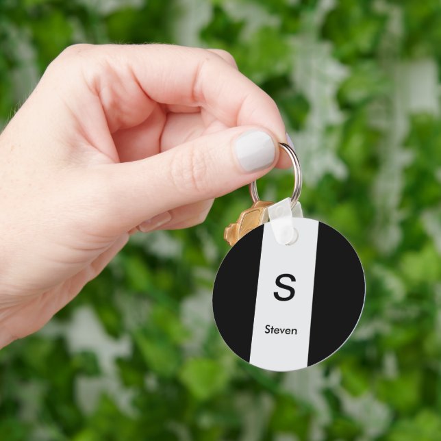 Monogram Two Tone Modern Black and Light Gray Schlüsselanhänger (Hand)