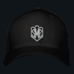 Monogram Wappen Initials Custom Personalisiert Bestickte Baseballkappe<br><div class="desc">Monogram Wappen Mit Monogramm Initials Custom Personalisiert Sticked Baseball Cap verfügt über das einfache moderne bestickte Monogramm Ihrer Initialen in einem Wappen-Rahmen. Perfekt als Geschenk für Familie und Freunde zum Geburtstag,  Weihnachten,  Vatertag,  Muttertag,  Hochzeiten und vieles mehr. Erstellt von Evco Studio www.zazzle.com/store/evcostudio</div>