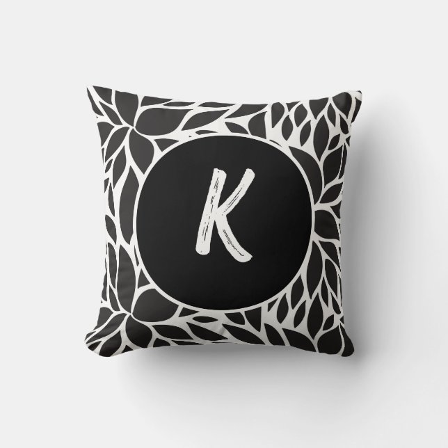 Monogramm abstrakt Schwarz-Weiß-Floral Kissen (Vorderseite)