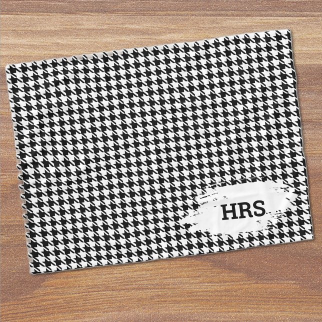 Monogramm Anfangsbuchstaben Schwarz & Weiß Houndst Fleecedecke (Von Creator hochgeladen)