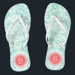 Monogramm Aqua und Coral Floral Damask Flip Flops<br><div class="desc">Maßgeschneiderte,  bedruckte Flop-Sandalen mit einem eleganten,  floralen Damastmuster und einem eigenen Monogramm oder einem anderen Text in einem Kreissaal. Klicken Sie auf Anpassen,  um Schriftart und Farben zu ändern oder eigene Bilder hinzuzufügen,  um ein einzigartiges Design zu erstellen!</div>