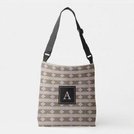 Monogramm auf leicht beigefarbenem, geometrischem  tragetaschen mit langen trägern