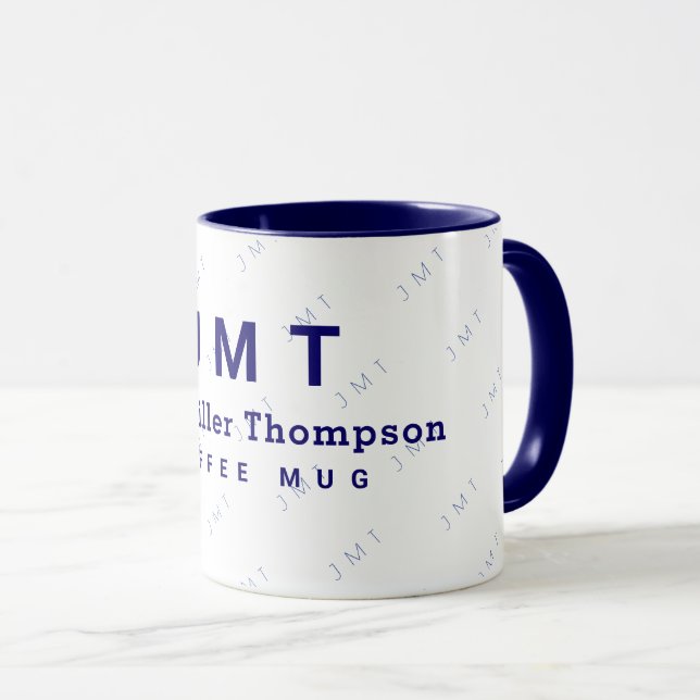 Monogramm auf weiße und blaue Tasse mit Namen (VorderseiteRechts)