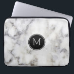 Monogramm aus grauem Marmorstein Laptopschutzhülle<br><div class="desc">Elegantes,  modernes Weiß- und Graubild mit Marmorsteinstruktur. Schwarzer Kreis und Monogramm.</div>
