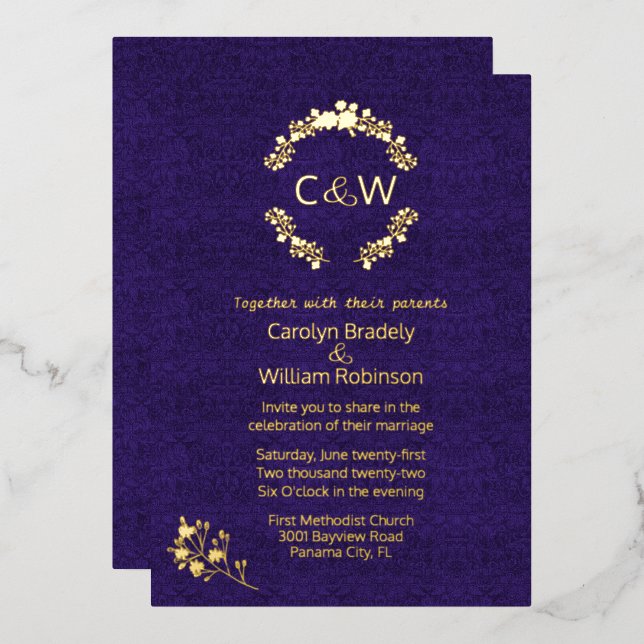 Monogramm bei Blumenkranz Lila Damask Hochzeit Folieneinladung (Vorderseite/Rückseite)