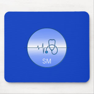 Monogramm blaues medizinisches Stethoskop Herzschl Mousepad