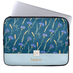 Monogramm der blauen Wildblume Laptopschutzhülle