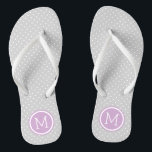 Monogramm der grauen und Lila kleinen Punkte Flip Flops<br><div class="desc">Maßgeschneiderte gedreht Flop Sandalen mit einem niedlichen gürtelförmigen Polka-Punktmuster und einem eigenen Monogramm oder einem anderen Text in einem Kreisrahmen. Klicken Sie auf Anpassen,  um Schriftart und Farben zu ändern oder eigene Bilder hinzuzufügen,  um ein einzigartiges Design zu erstellen!</div>