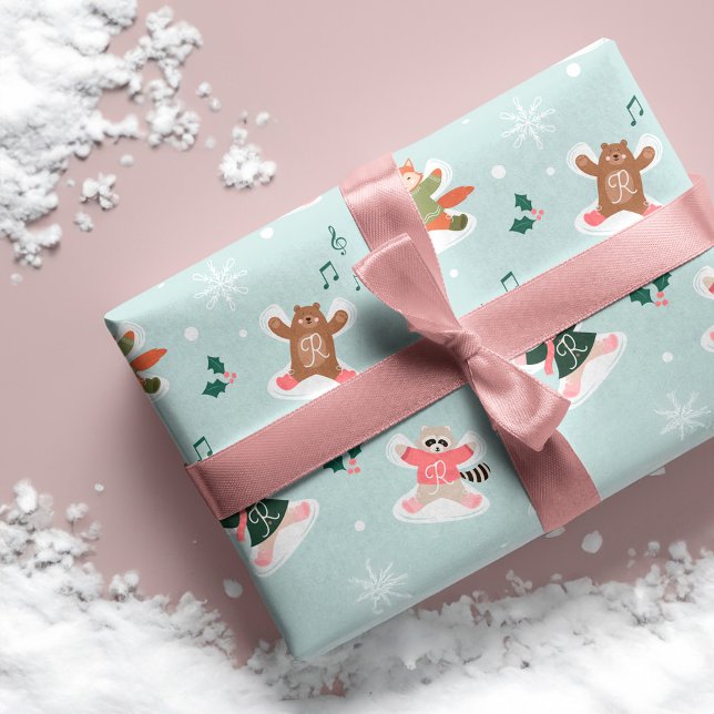 Monogramm der Schneeangel-Waldtiere Geschenkpapier (Snow Angel Woodland Forest Animals Monogram Wrapping Paper)