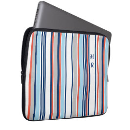 Monogramm des modernen blauen, grauen Streifen Laptopschutzhülle