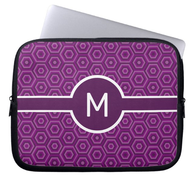 Monogramm des Single auf Lila Hexagonen Laptopschutzhülle (Vorderseite)