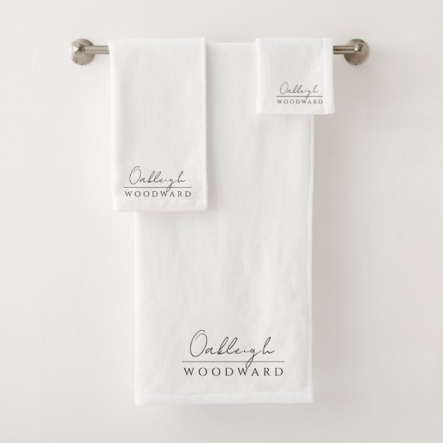 Monogramm Elegant Minimal White Badhandtuch Set (Insitu)