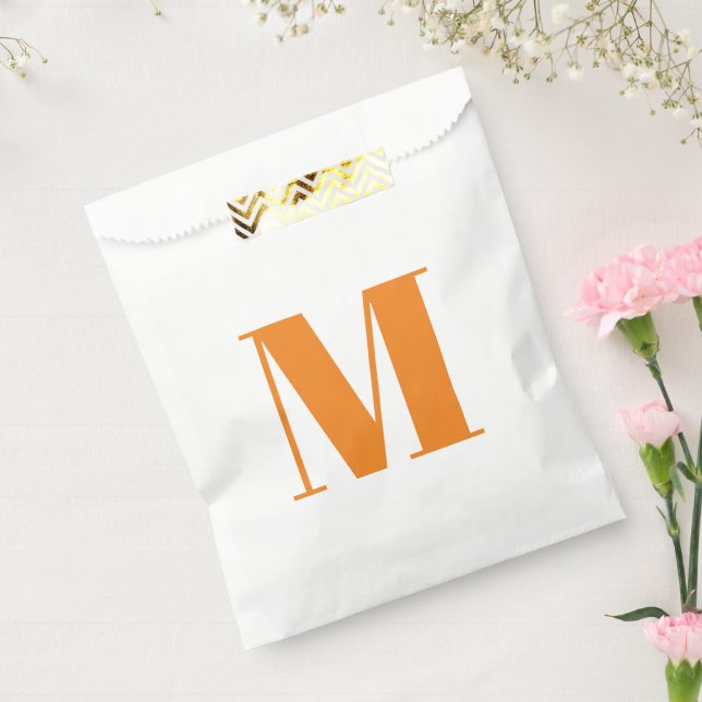 Monogramm Erstorange weiß anpassen Geschenktütchen (Versiegelt)
