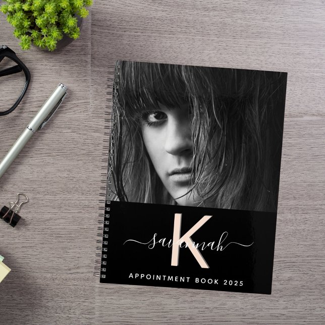 Monogramm Foto mit schwarzem Pfirsich 2026 Planer (Von Creator hochgeladen)