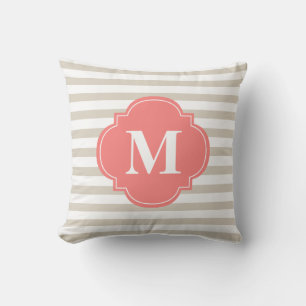 Monogramm für beige und korallenförmige Streifen Kissen