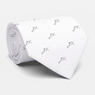 Monogramm für das Muster eines weißen, grauen Skri Krawatte