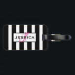 Monogramm für moderne Schwarz-Weiß-Streifen Gepäckanhänger<br><div class="desc">Elegante schwarz-weiße Streifen Muster. Vollständig anpassbare Gepäckanhänger. Wenn Sie Hilfe bei der Anpassung eines meiner Designs benötigen,  kontaktieren Sie ArtOnWear Designer. Kostenlose Textformatierung mit Live-Hilfe auf Anfrage.</div>