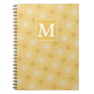 Monogramm-gelbe Kreismuster Notizblock