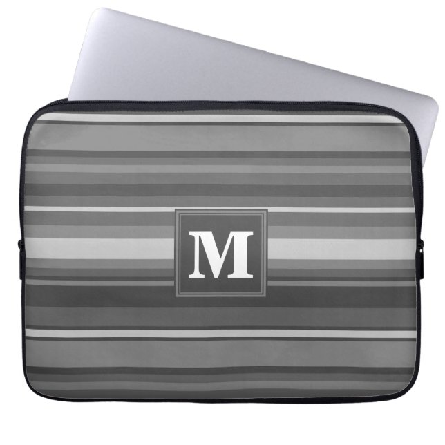 Monogramm graue Streifen Laptopschutzhülle (Vorderseite)