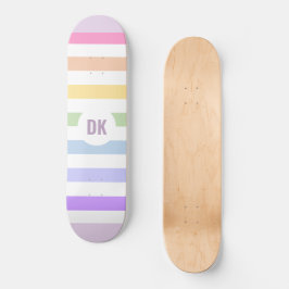 Monogramm in der weiß-Circle-Pastel-Rainbow-Streif Skateboard