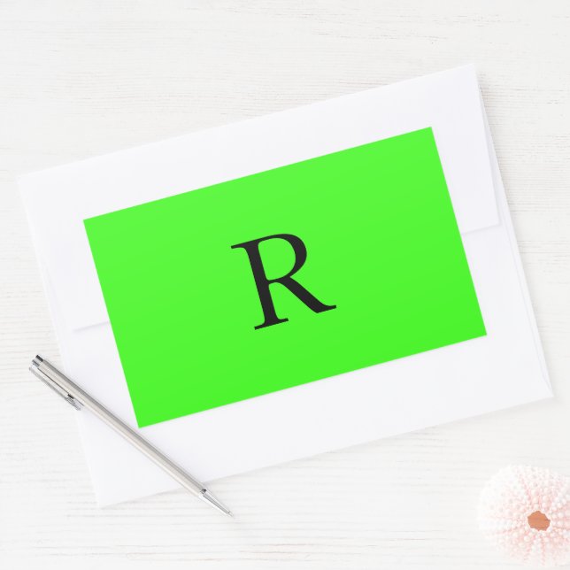 Monogramm Initial Neon Green Solid Color Unique Rechteckiger Aufkleber (Umschlag)