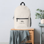 Monogramm-Initialen für Beige-Namen Bedruckter Rucksack<br><div class="desc">Beigefarbener Hintergrund,  schwarzer Text. Personalisieren und fügen Sie Ihre Monogramm-Initialen und vollständigen Namen.</div>