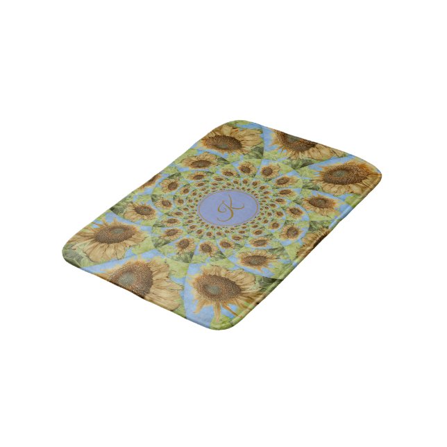 Monogramm-Kaleidoskop-strukturierte gelbe Badematte (Schrägansicht)